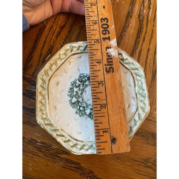 Vintage Ceramic Octagonal Plate With Embossed Holly Wreath Design Green & Cream - Picture 3 of 3